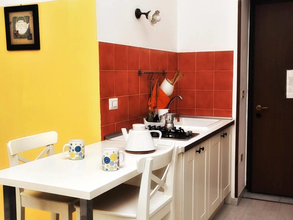 Camera Con Vista Apartments Naples Exterior photo